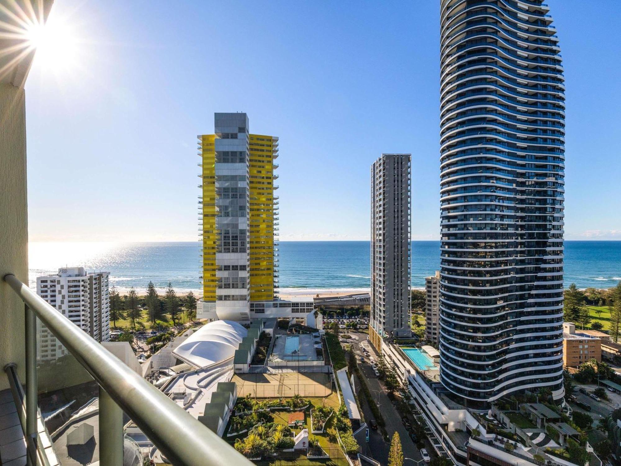 Luxury Double Room Ocean View Two Double Beds