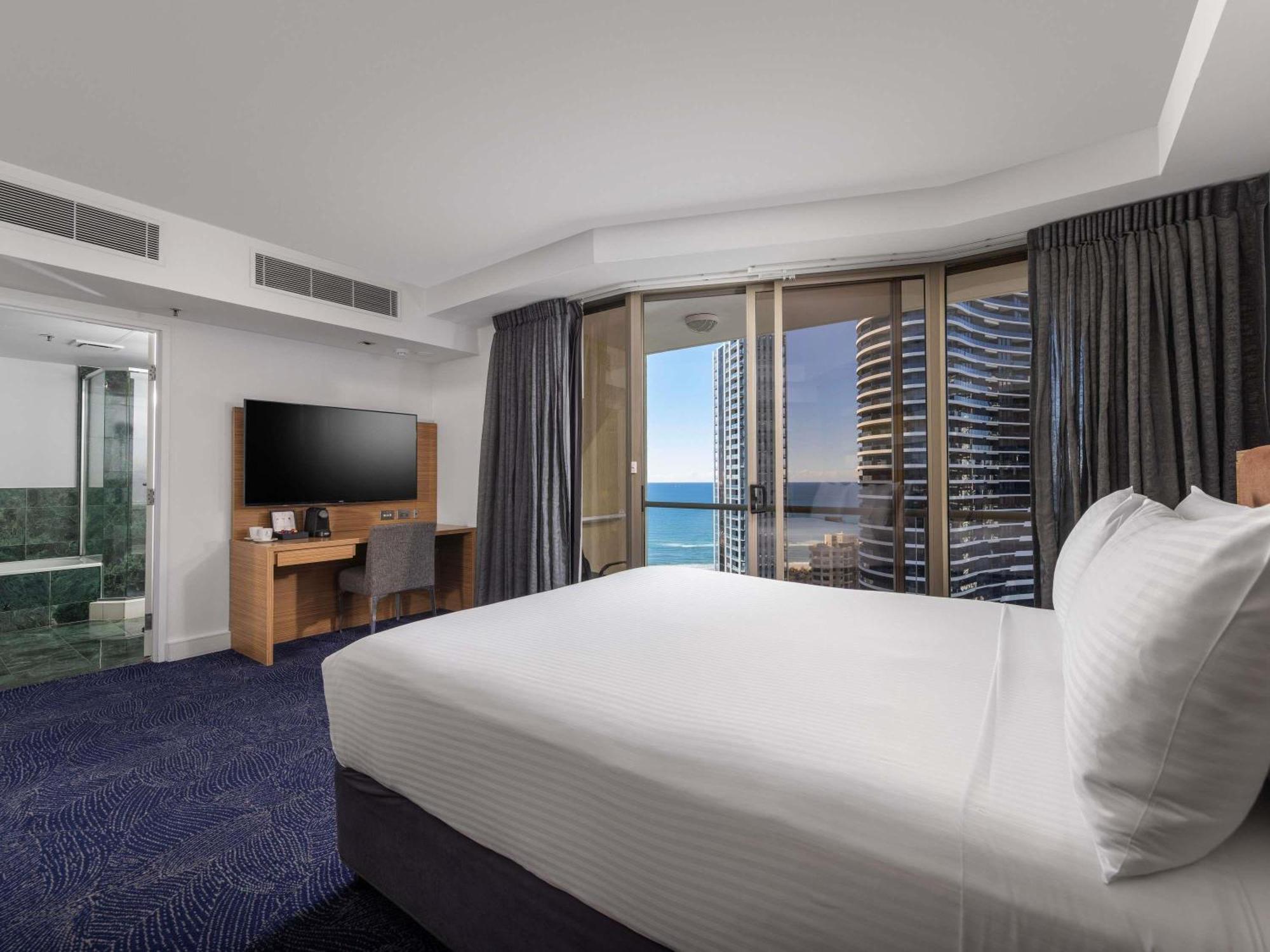 Luxury Queen One Queen Bed Ocean Views
